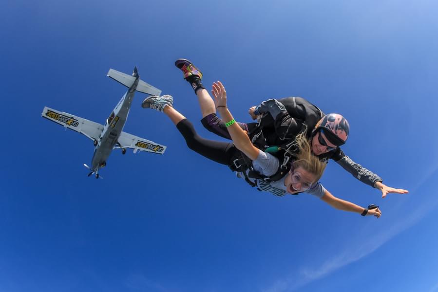Freefall averages 200 km per hour