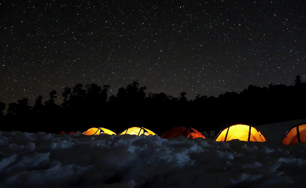 Enjoy a starry night in the camps. 