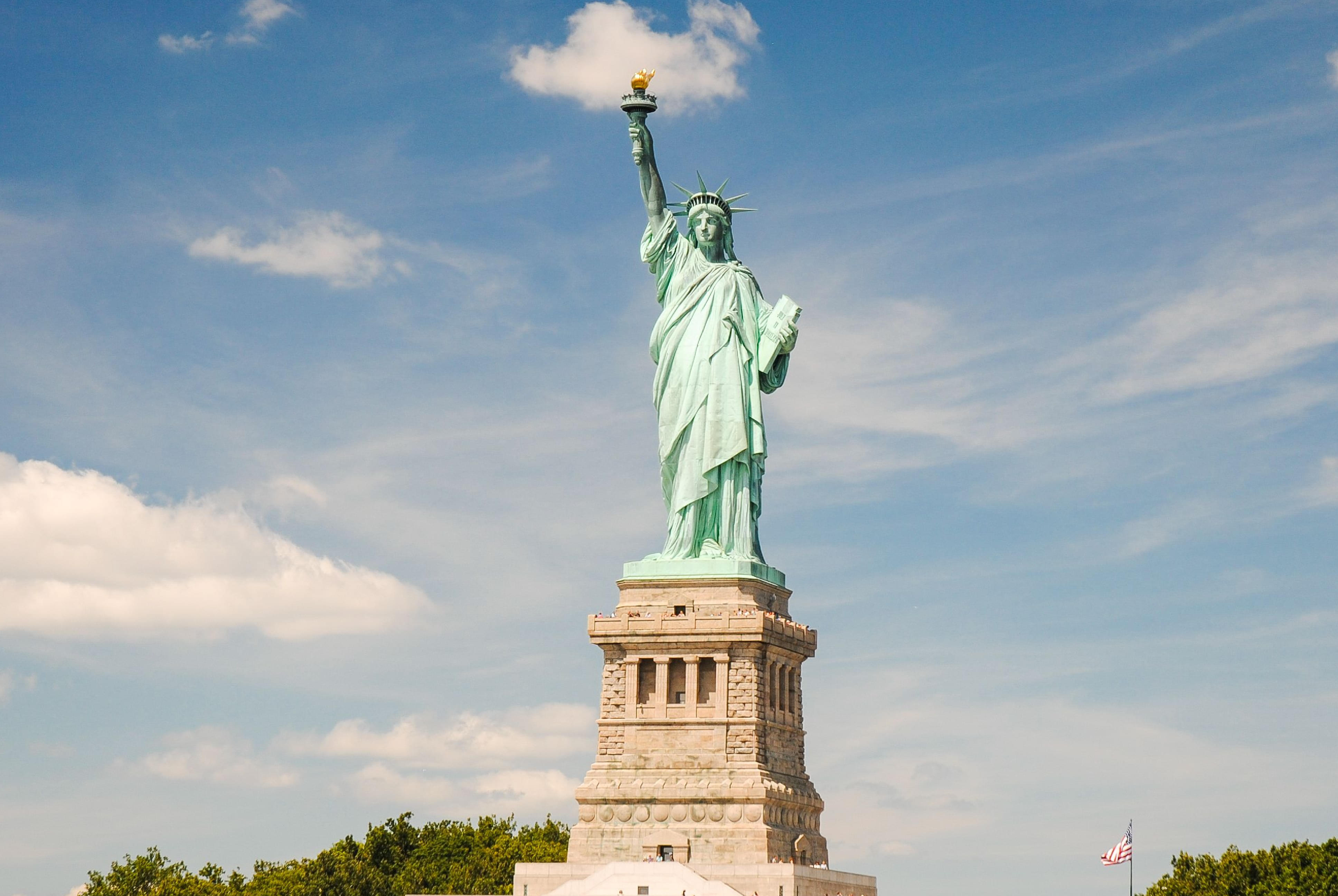 Statue of Liberty and Ellis Island Cruise, New York