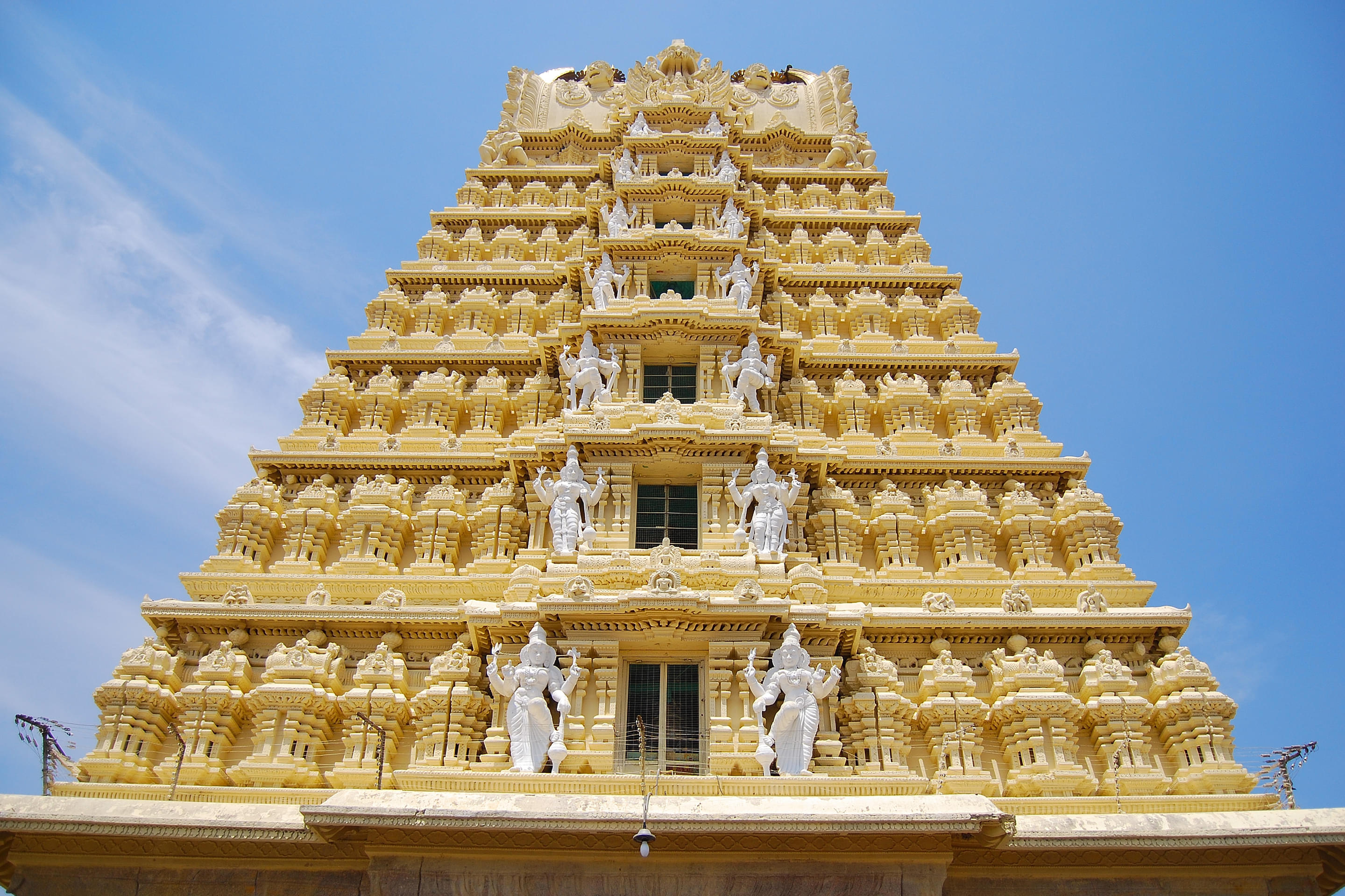 Chamundeshwari Temple Overview