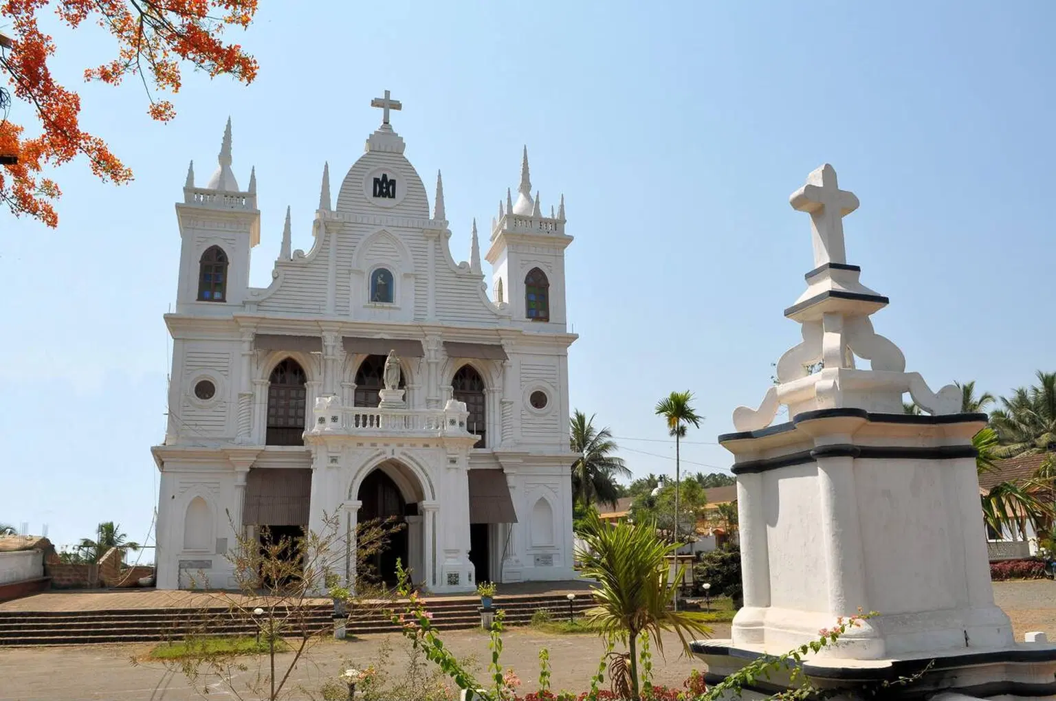 Step Inside the Church of St. Thomas