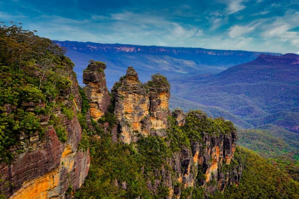 Beautiful Three Sisters Rock Formation, Blue Mountains