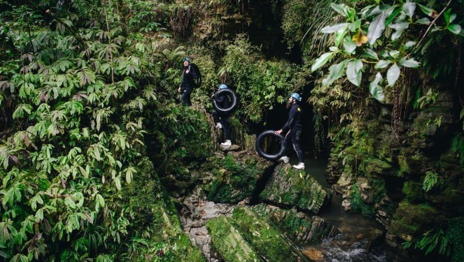 Black Abyss Waitomo Caving