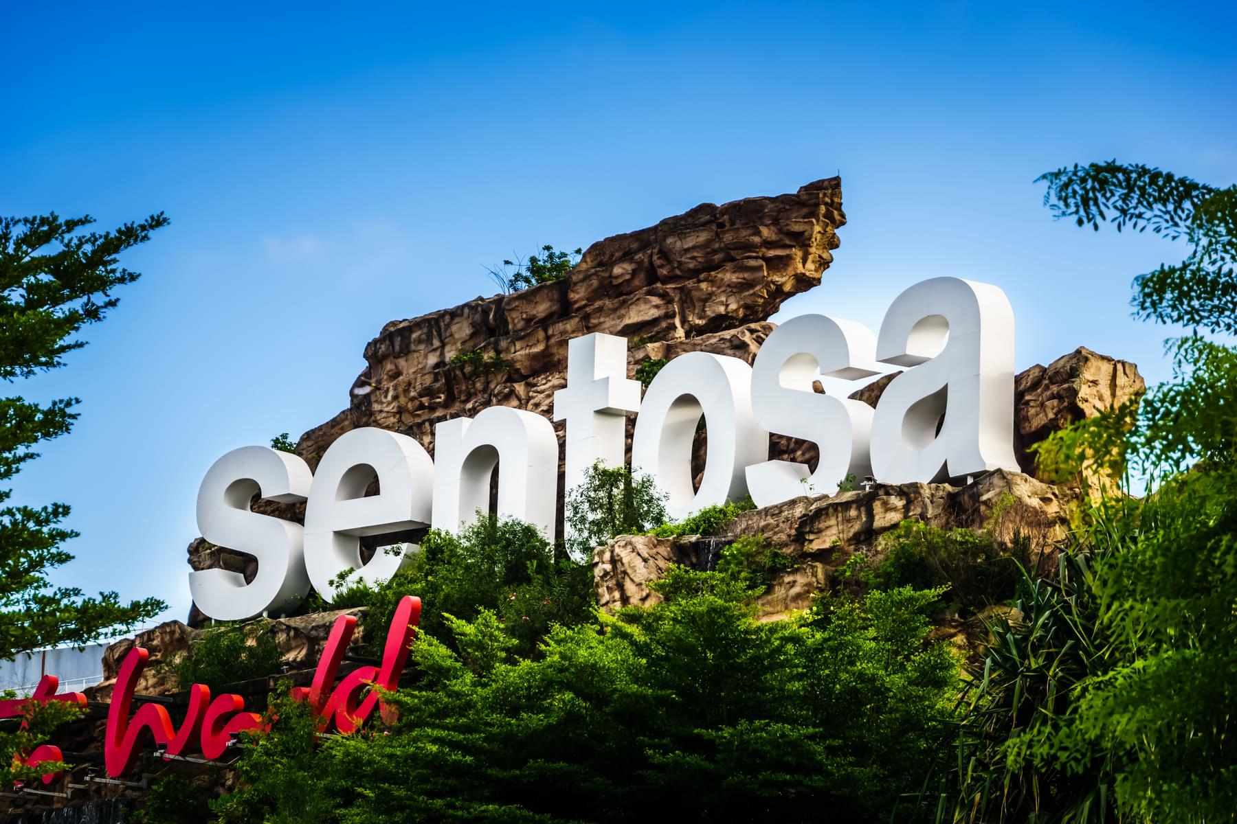 Sentosa FUN Pass + Sentosa Monorail Express with Singapore Tourist Pass