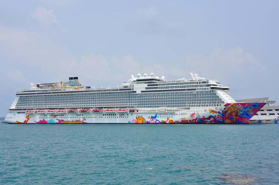 Offshore Romance at Singapore - Genting Dream Cruise Image
