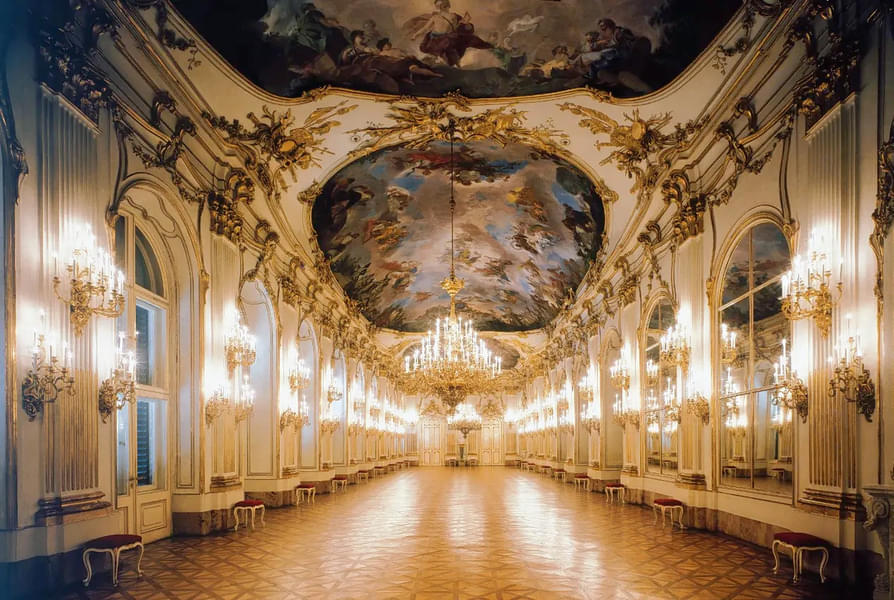 Schonbrunn Palace Tickets Image