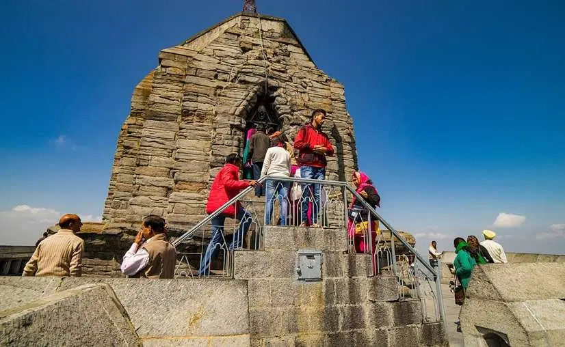 Admire Panoramic Views of Srinagar