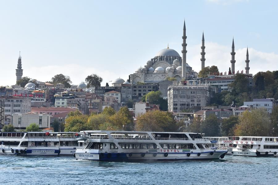 Bosphorus Cruise And Golden Horn Boat Tour
