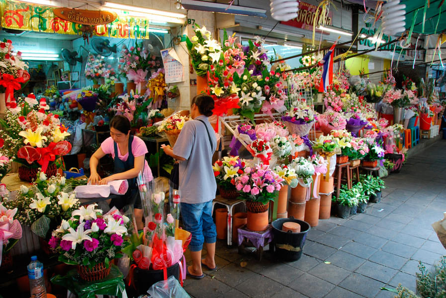 Purchase some flowers from the Flowers market and sweep your loved ones off their feet