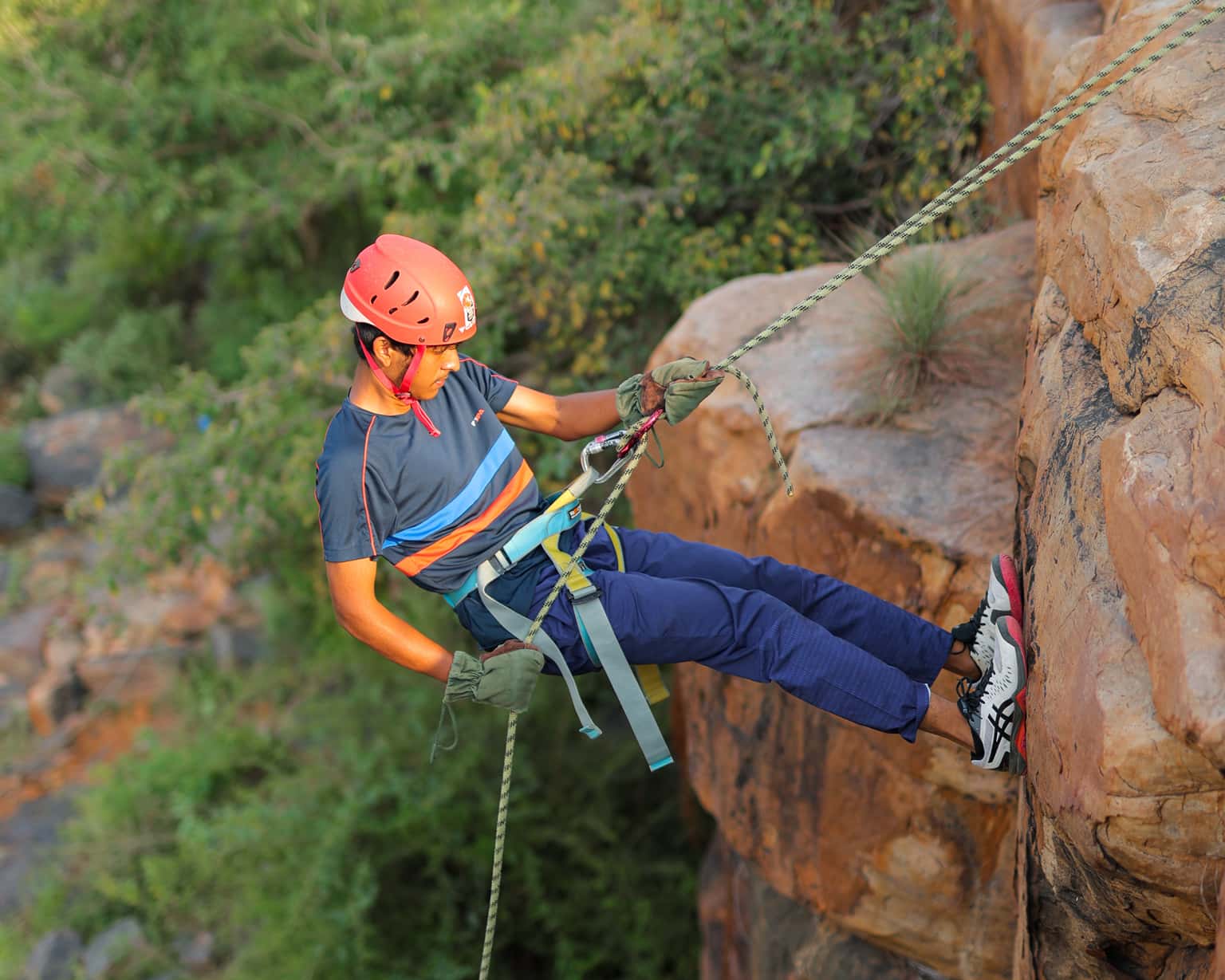 Rappelling in Gandikota