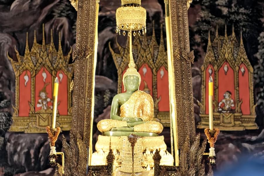 Emerald Buddha at Wat Phra Kaew