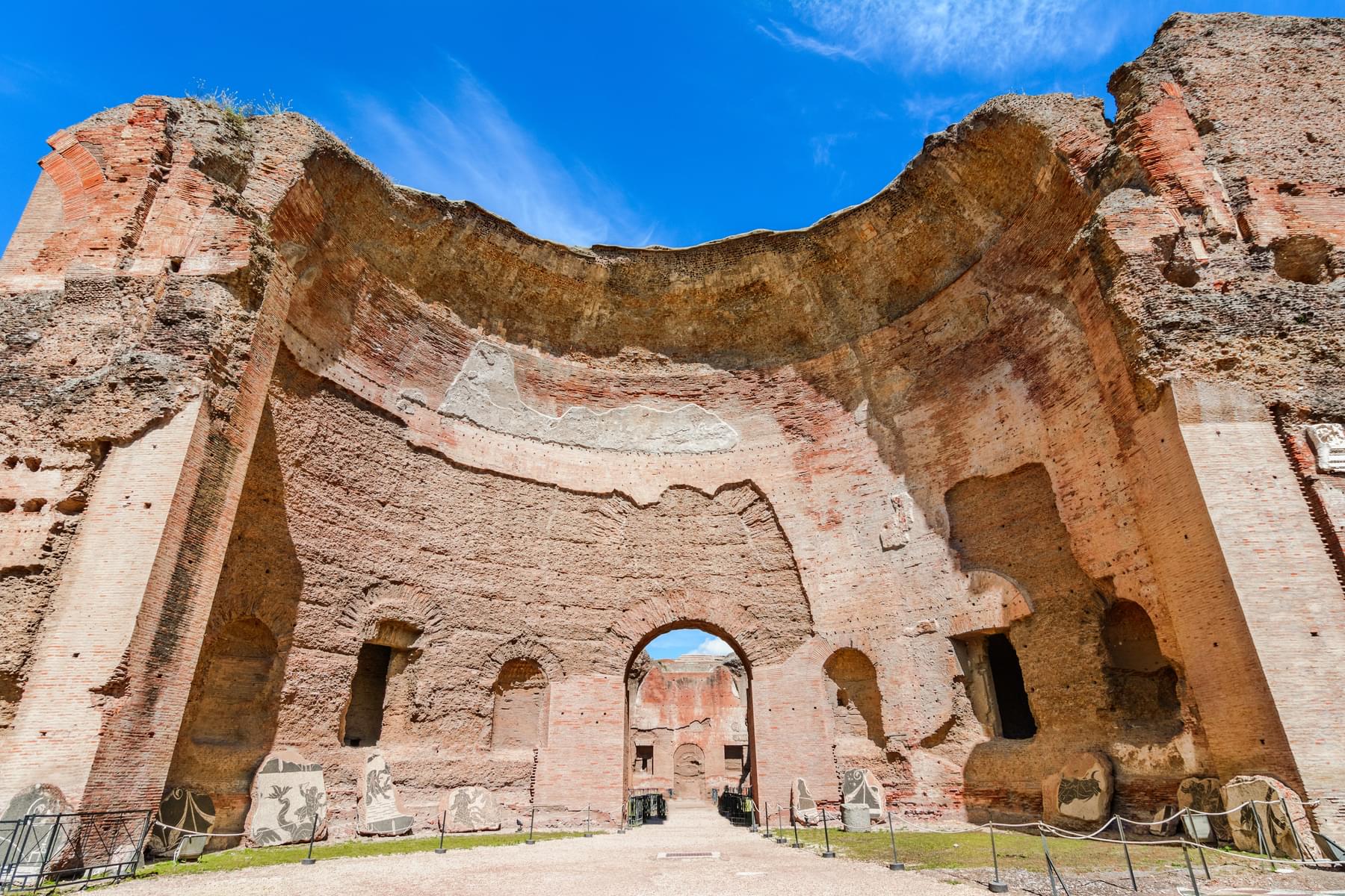 Admire the amazing architecture of the ruins of heliocaminus