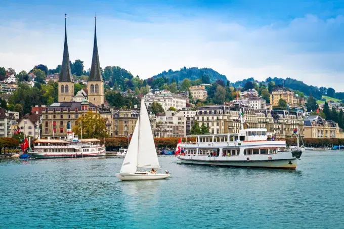 Lucerne Day Trip from Zurich Including Lake Lucerne Cruise