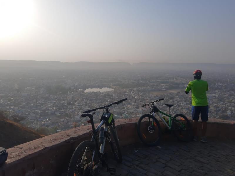 Nahargarh Cycling Expedition In Jaipur Image