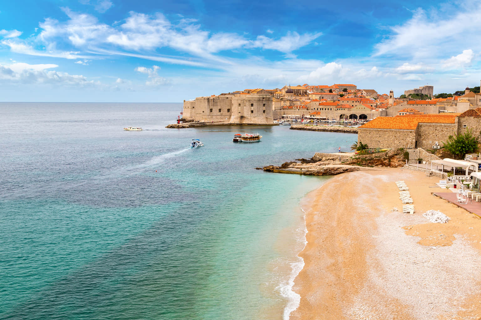 Uvala Lapad Beach