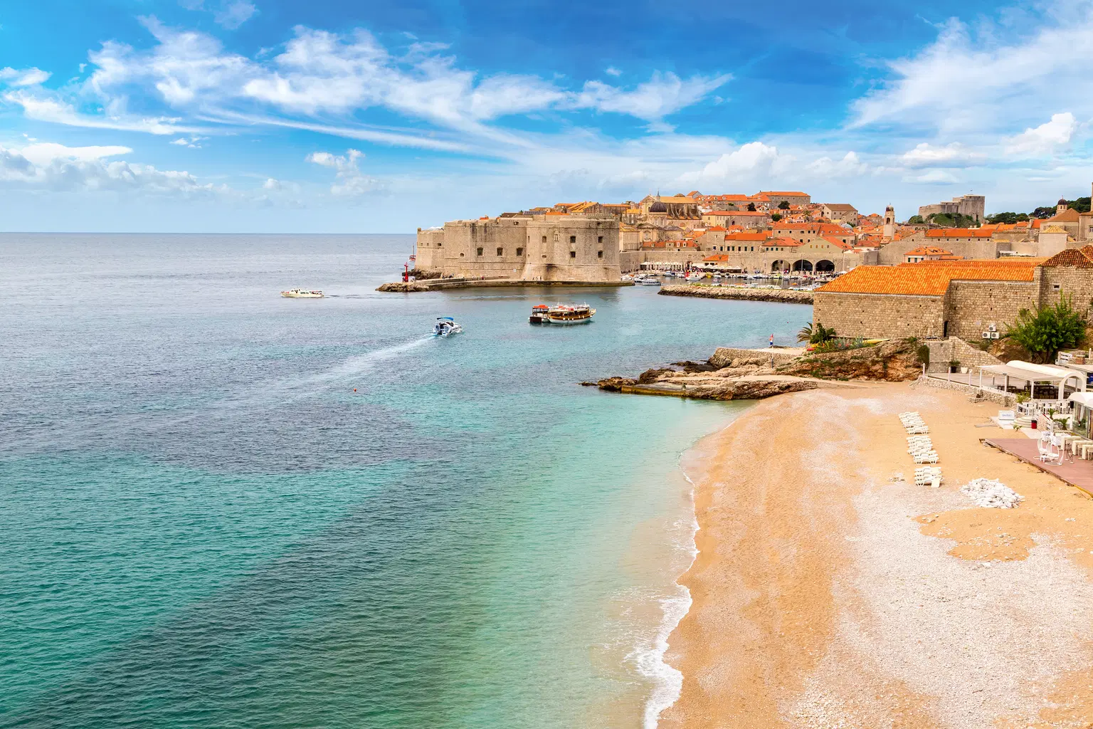 Uvala Lapad Beach