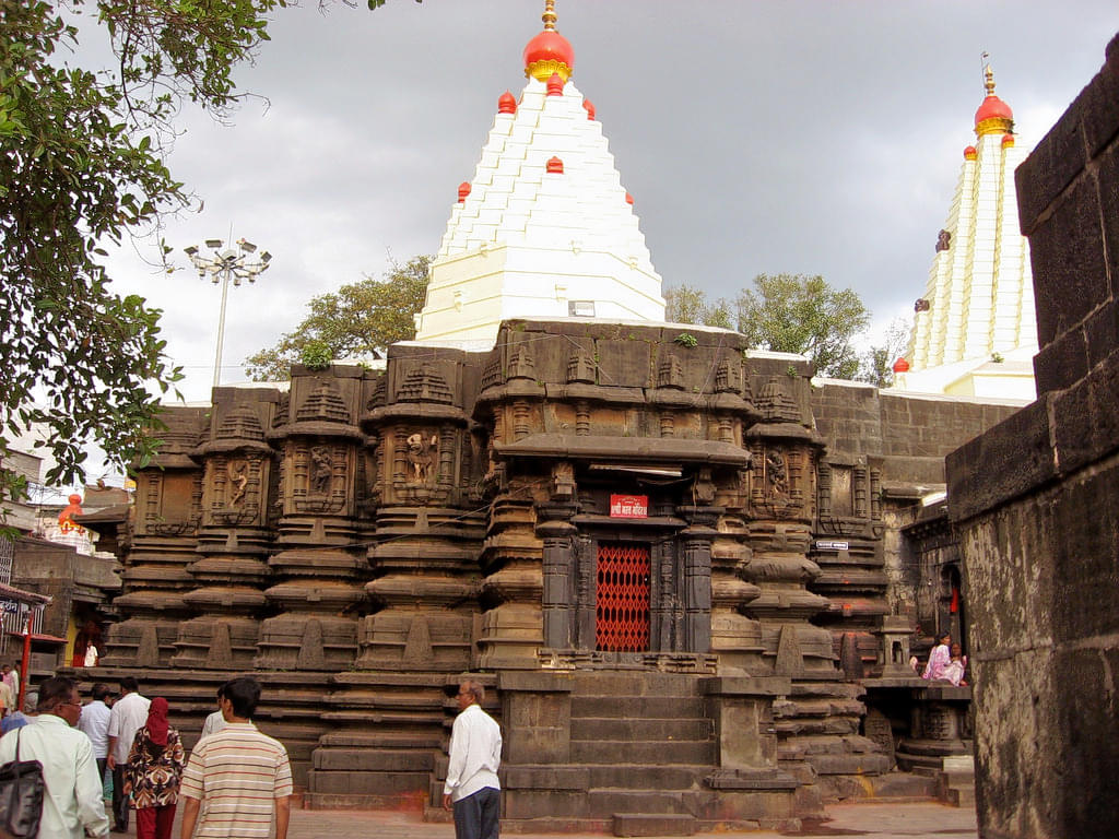 Mahalakshmi Temple, Mumbai Overview