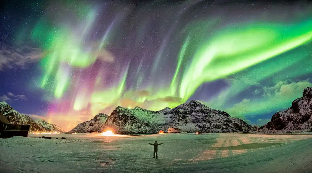 Highlights of Iceland | Tracing City Sights and Northern Lights