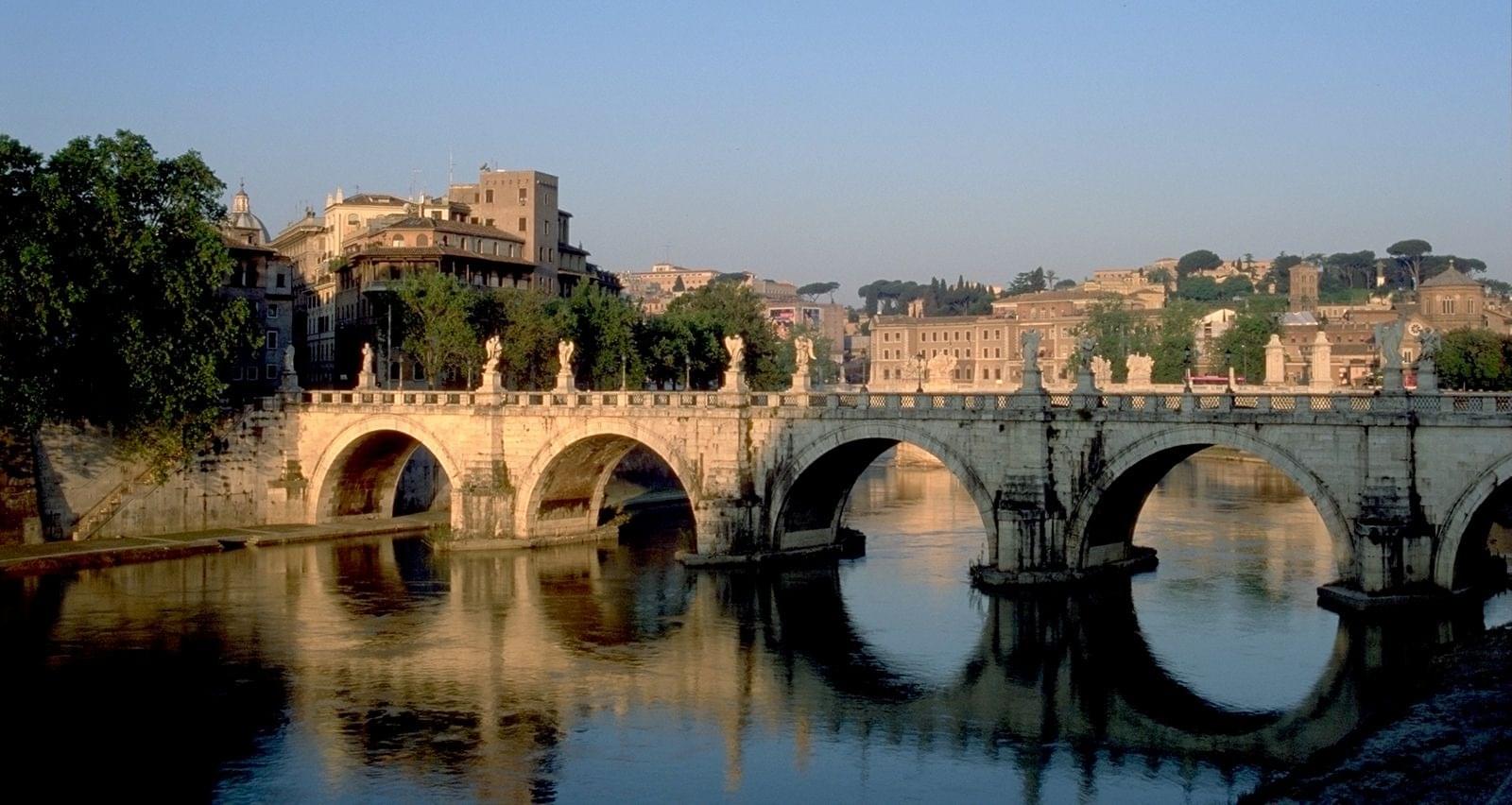 Tiber River Overview
