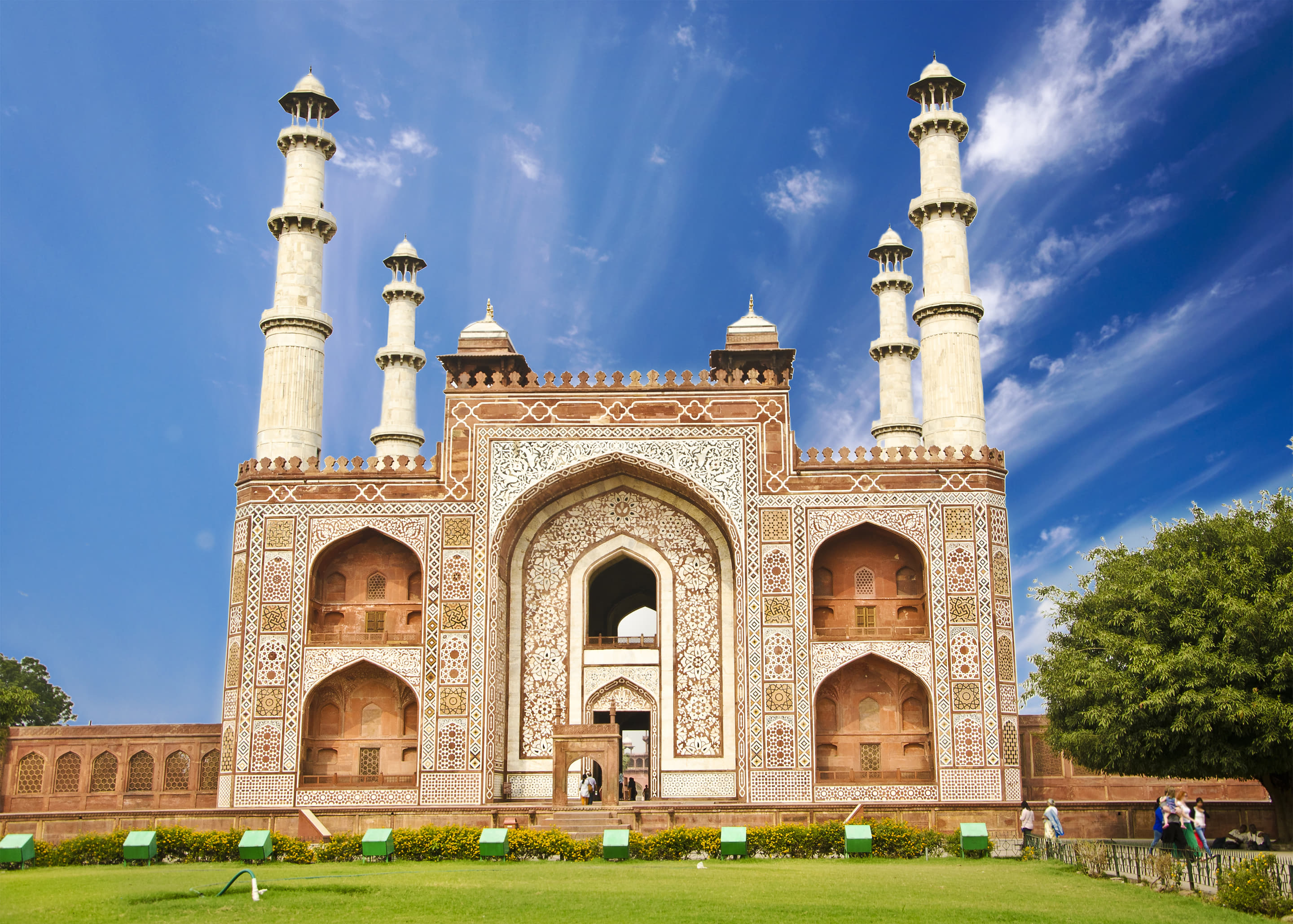 Agra Holiday Packages from Lucknow