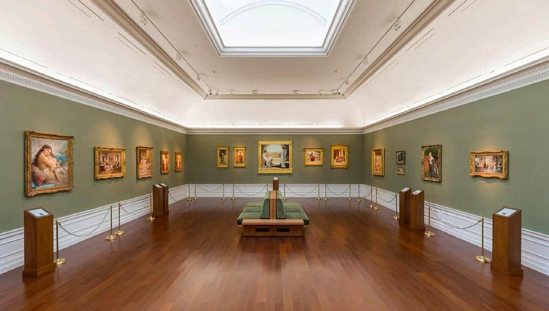 Witness the Greatness of Thai and International Art