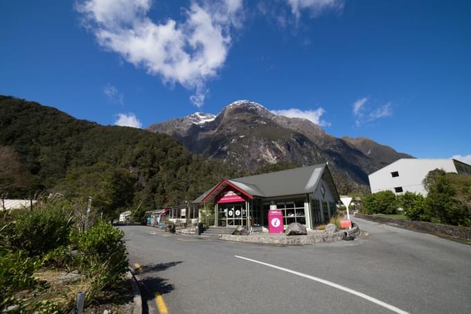 Dining Milford Sound