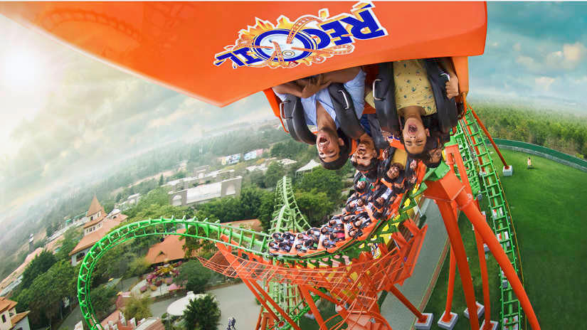 Ride Recoil, India's 1st reverse looping roller coaster