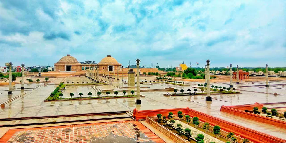 Lucknow City Sightseeing Tour Image