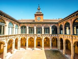 Plan your visit to the magnificent Archiginnasio of Bologna