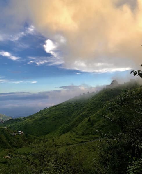 Romantic Getaway to Mussorie Image