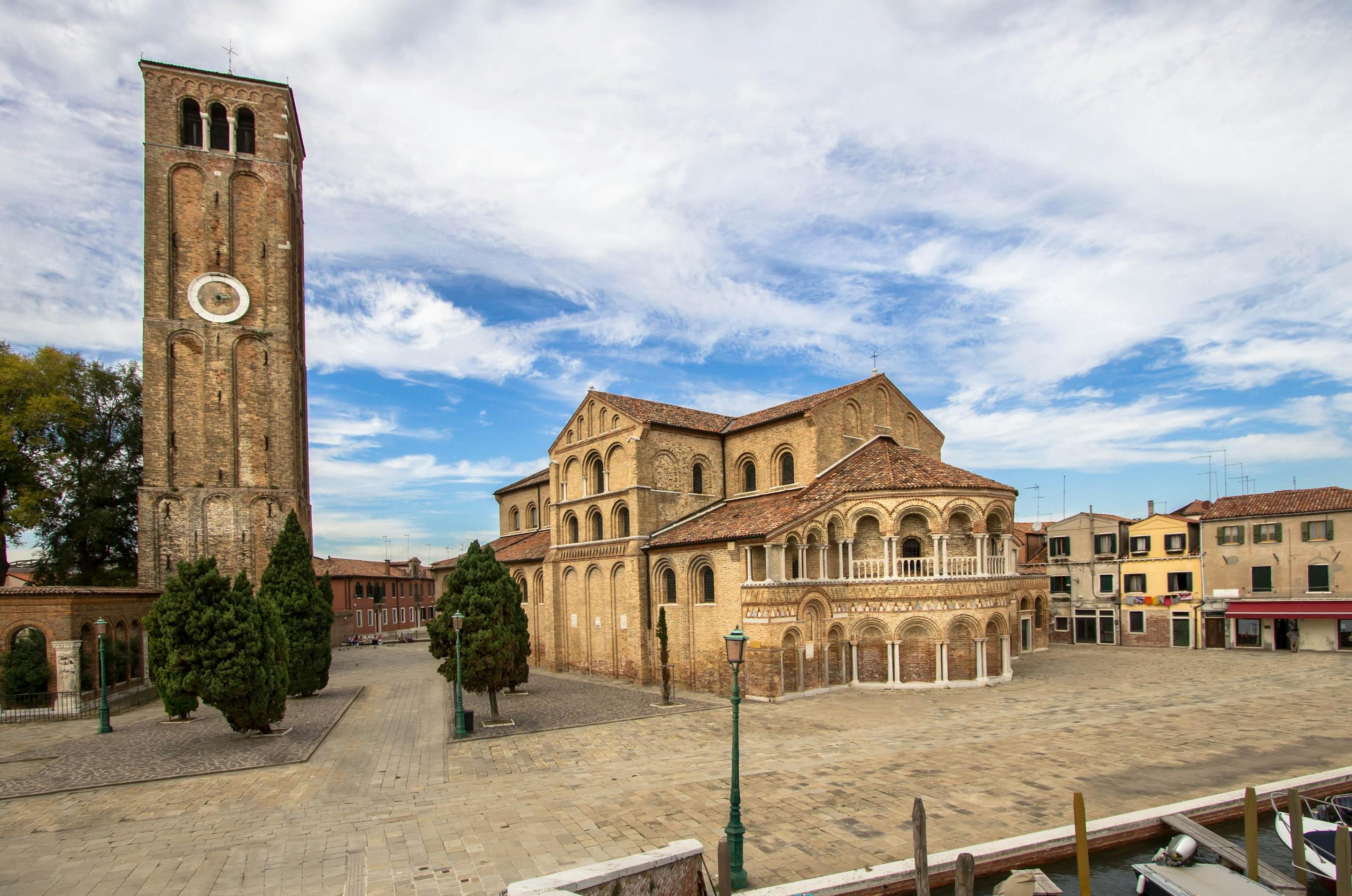 Basilica dei Santi Maria e Donato Overview