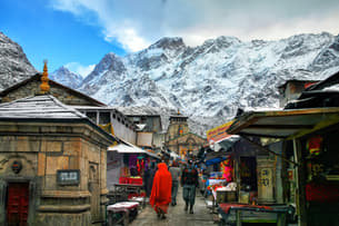 Km09srr6nnozd2ydto8a5bbwhqmp kedarnath%202