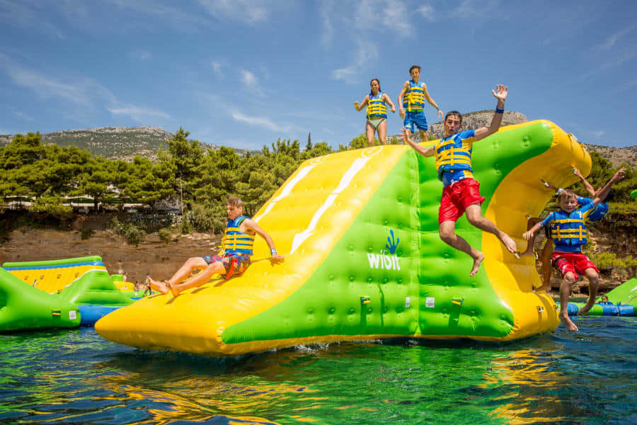 Zone 4: Obstacle course with swings and slides