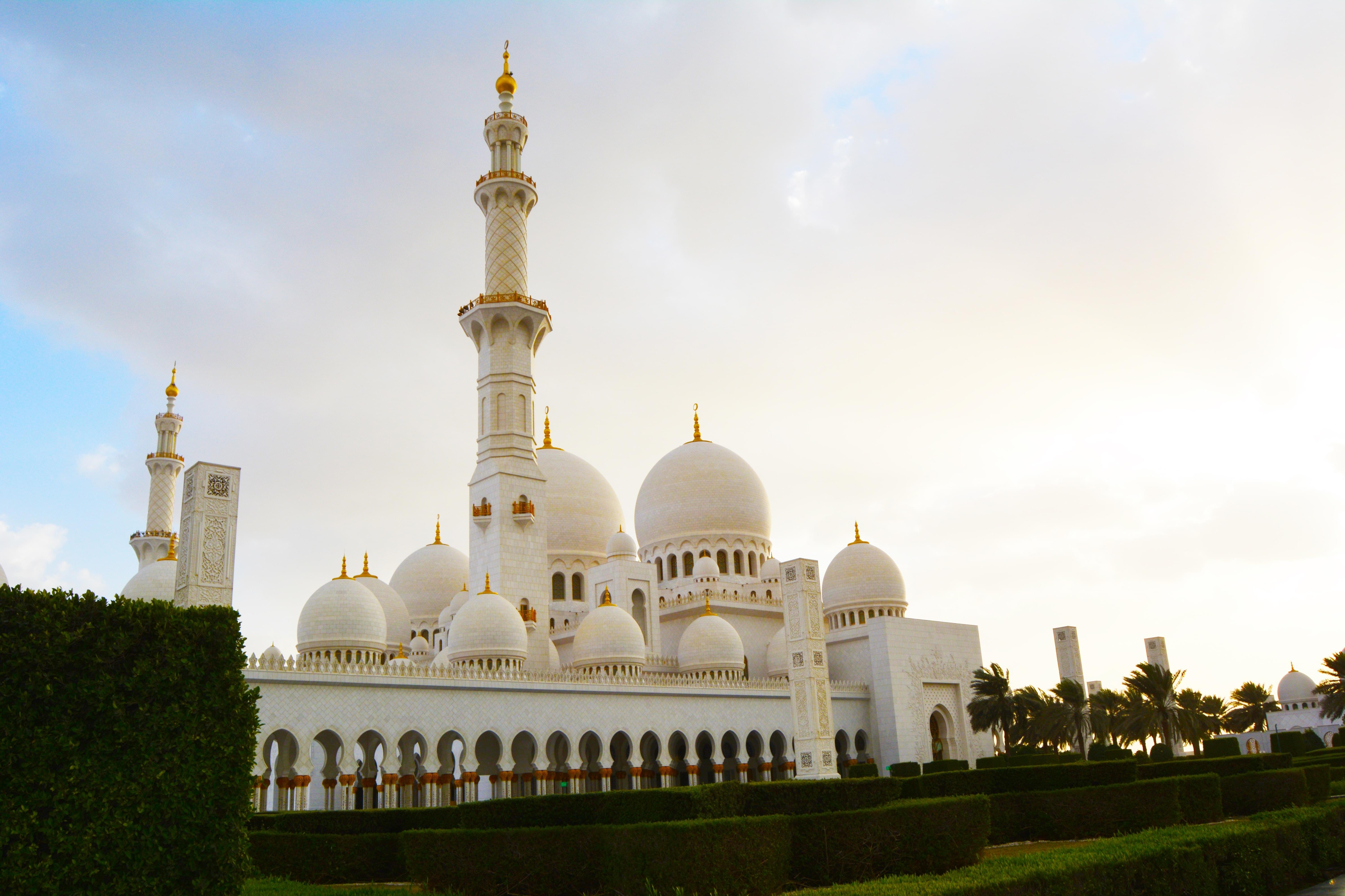 White Mosque in abu dhabi