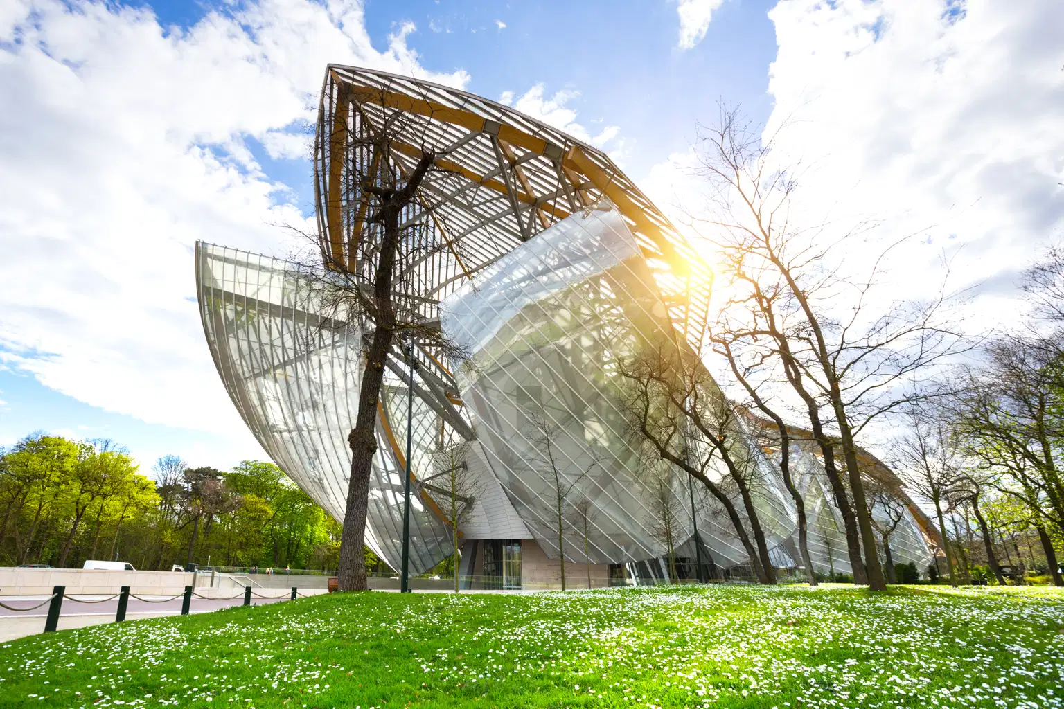 Louis Vuitton Foundation Tickets, Paris