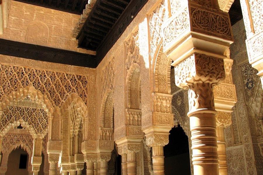 Alhambra Nasrid Palace 2.jpg