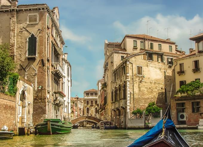 Doge’s Palace Gondola Tour