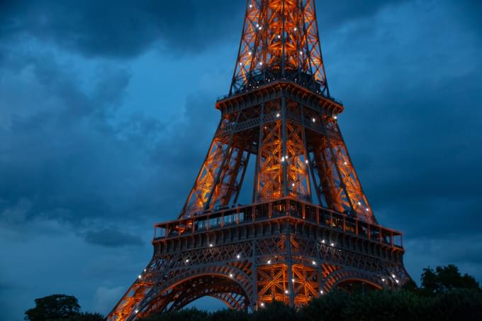 Eiffel Tower Light Show