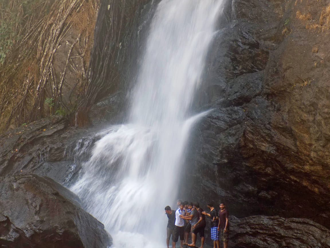 Kallathigiri Falls