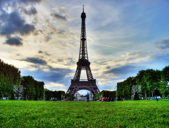 Eiffel Tower, Guided Tour Paris
