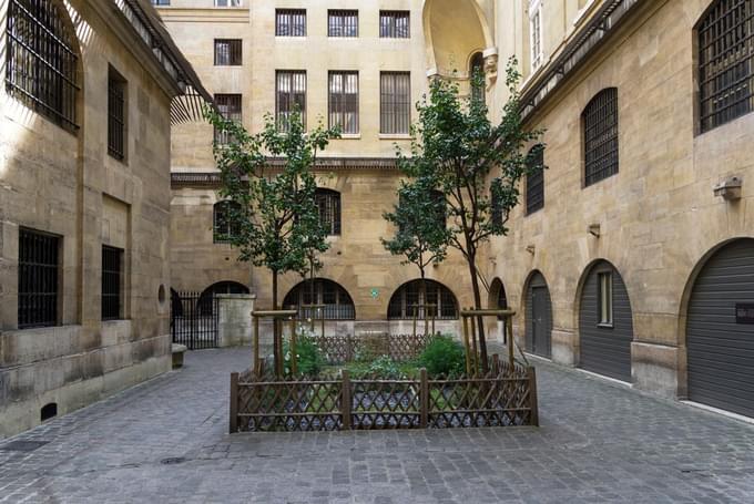 The Women’s Courtyard in Conciergerie