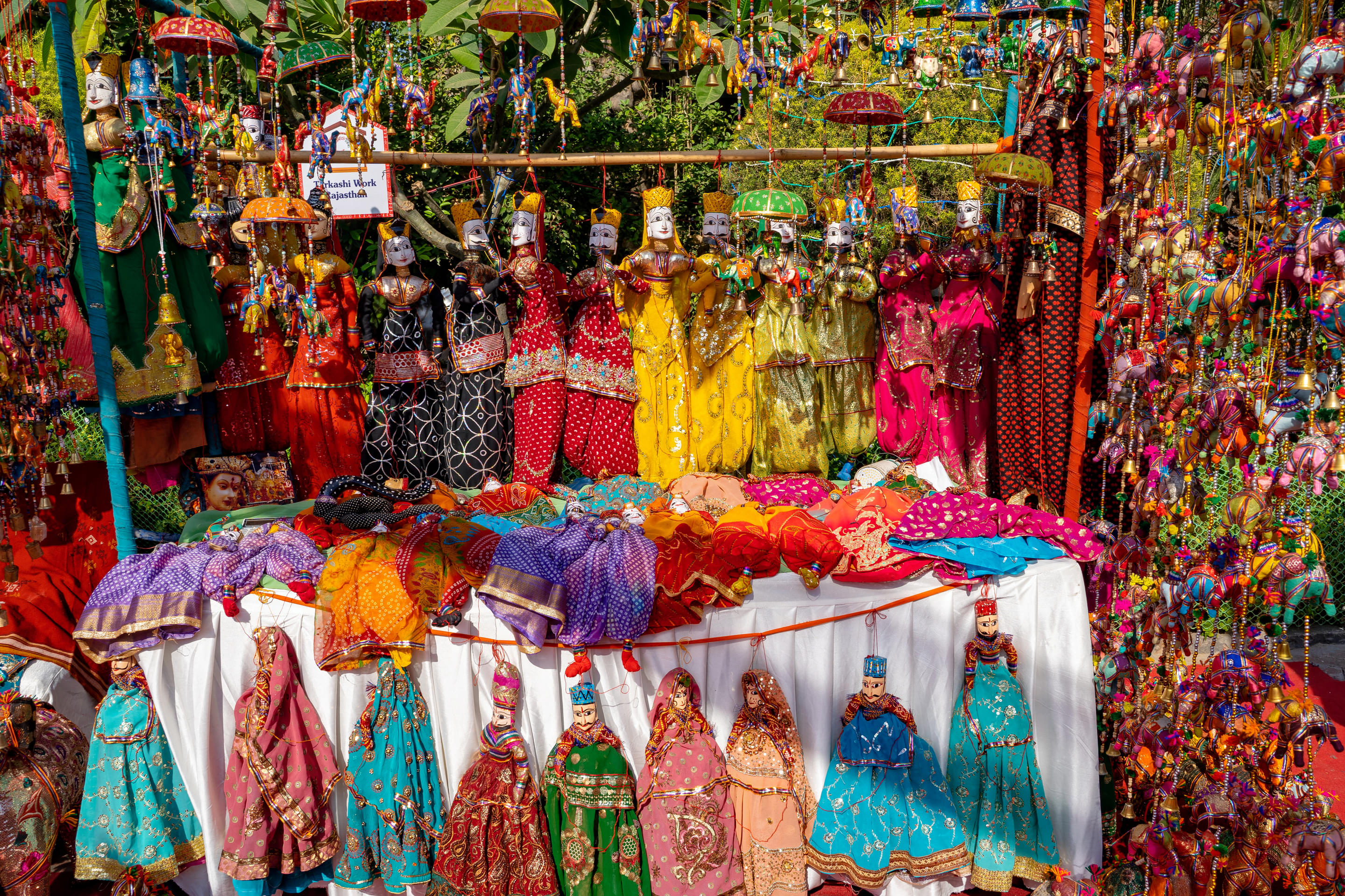 Dilli Haat Overview
