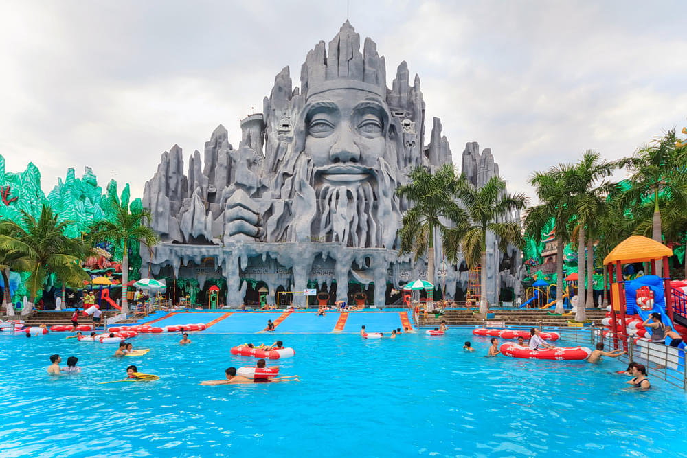Suối Tiên Theme Park Overview
