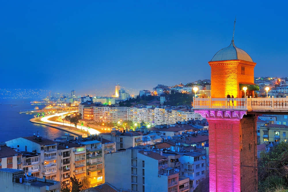 Asansör, <em>Izmir</em>