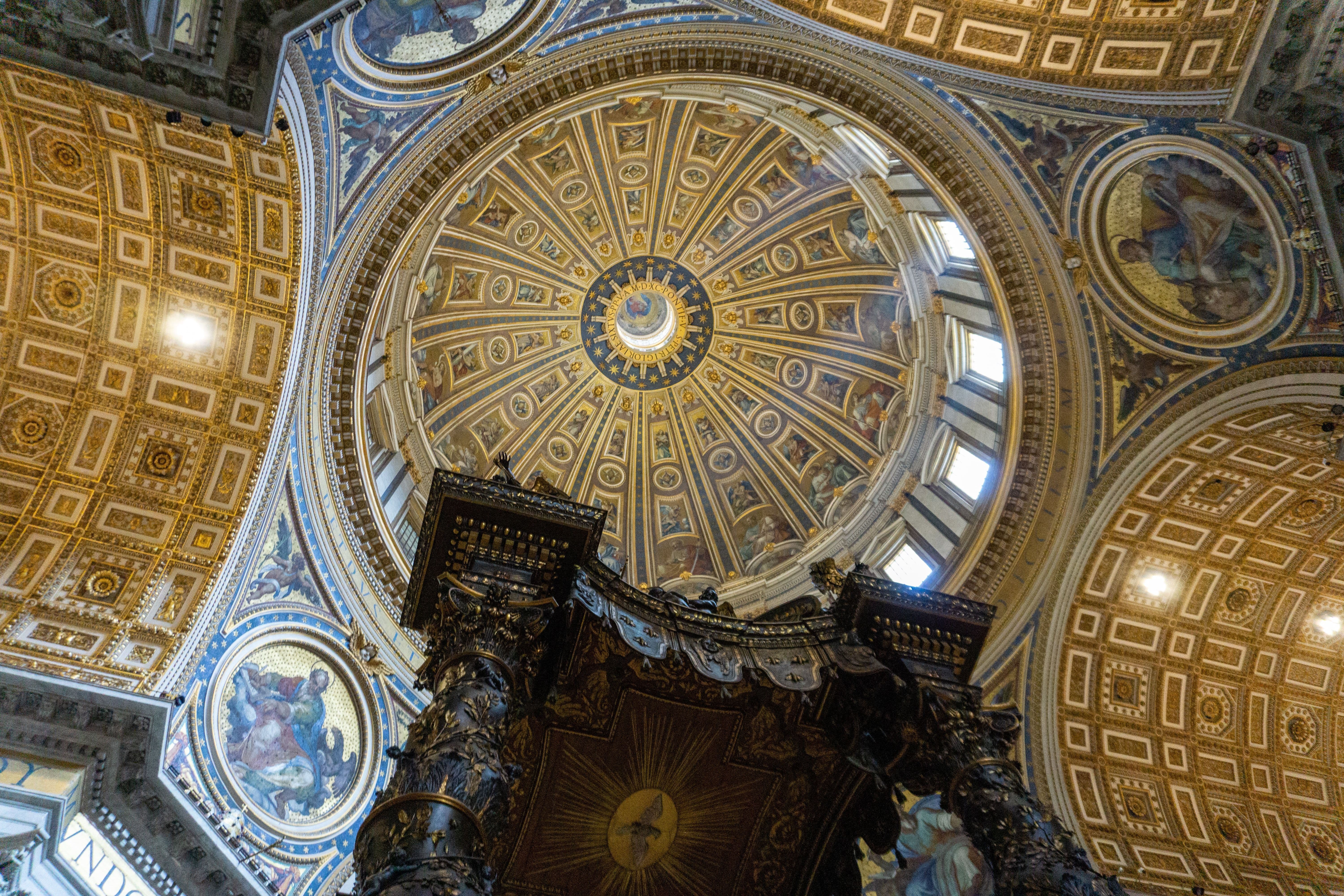 St. Peter's Tomb | Explore the History and Mysteries!