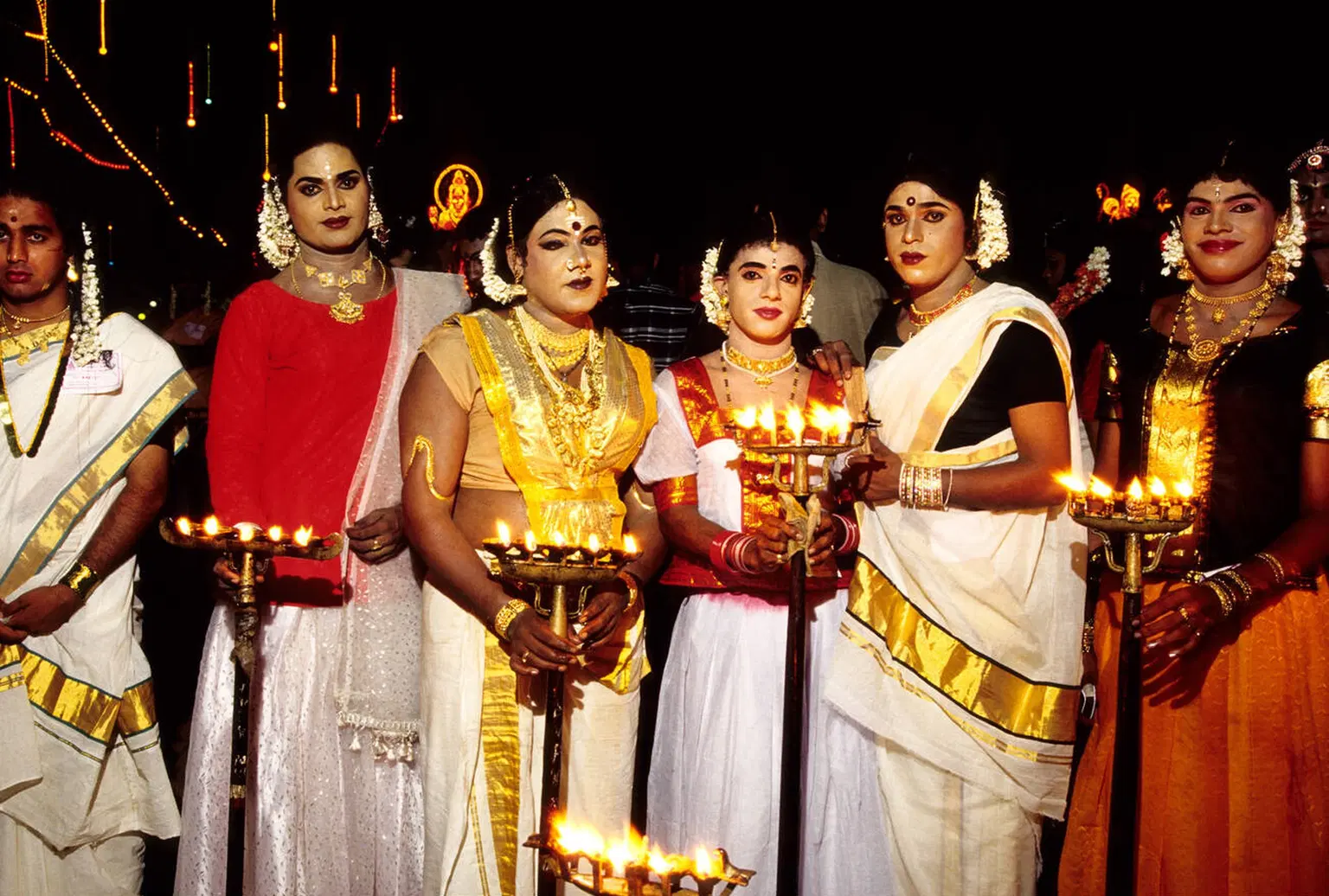 Participate in the Chamaya Vilakku Festival