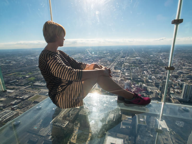 Enjoy panoramic view of the city from Skydeck Chicago