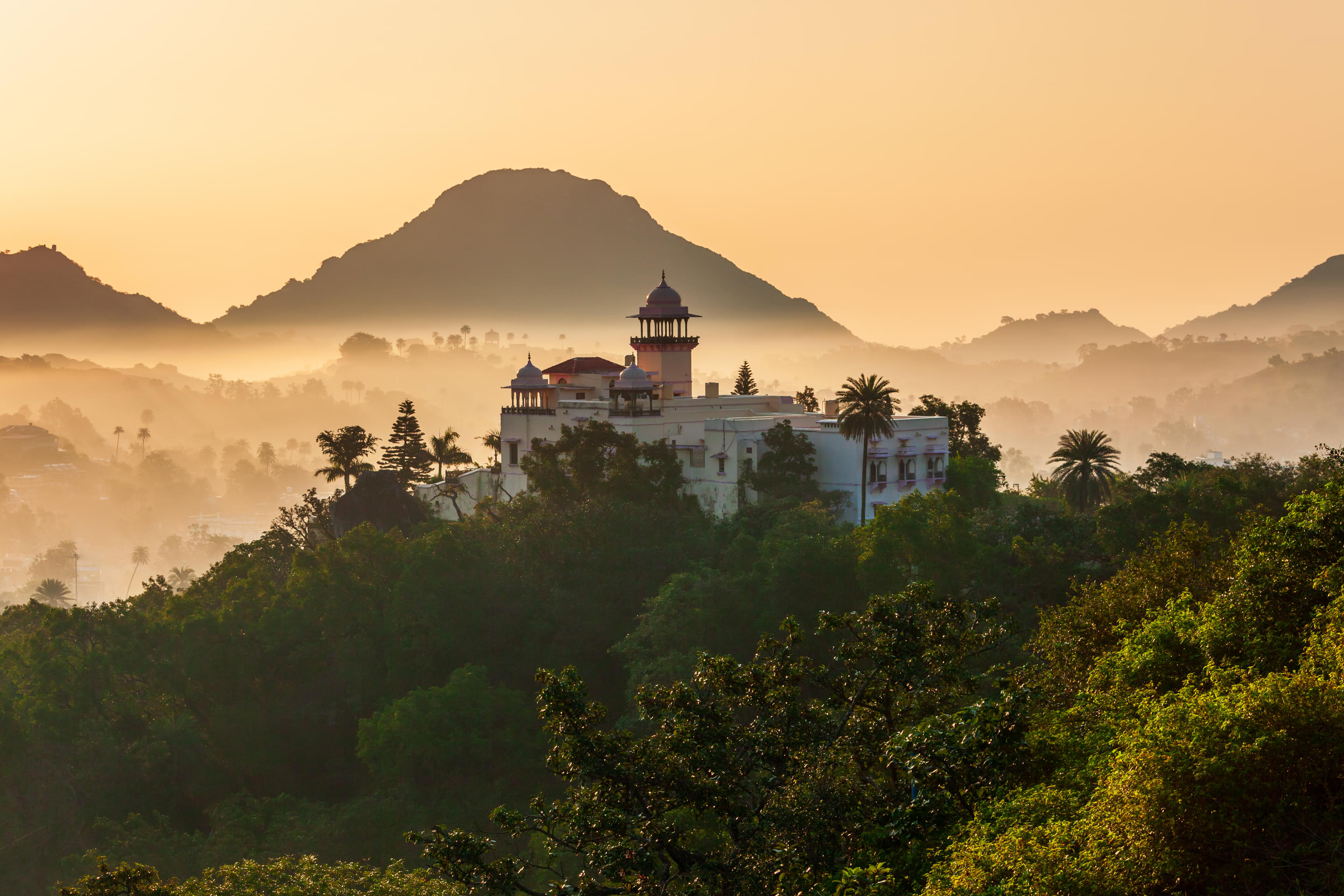 Mount Abu Packages from Trivandrum | Get Upto 50% Off