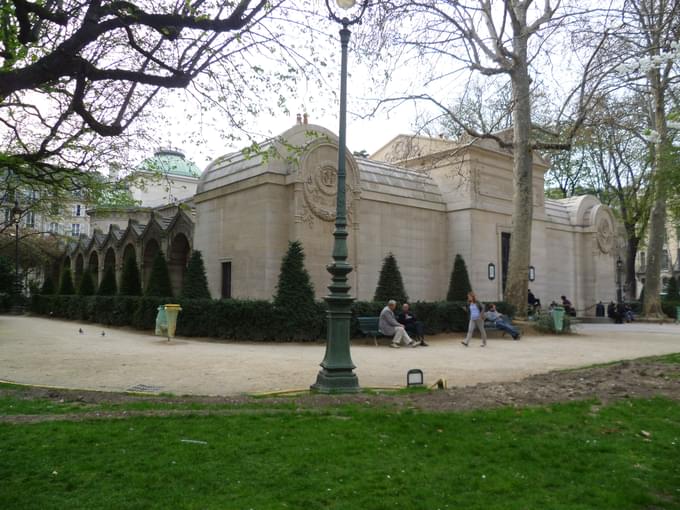Chapelle Expiatoire, Paris