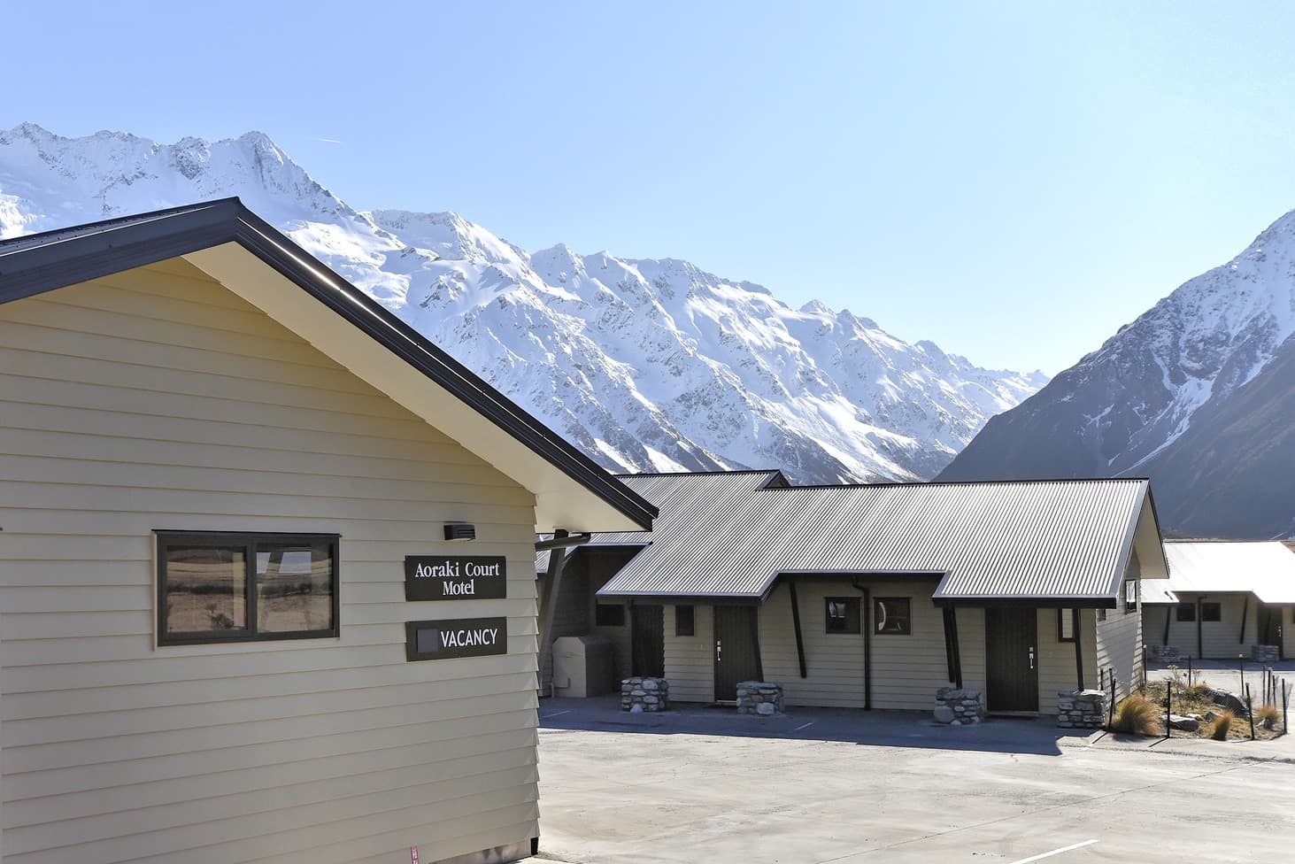 Aoraki Court Mount Cook